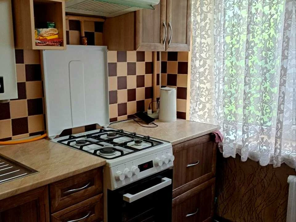 Apartment. Ivano-Frankivsk, Sukhomlynskoho St., 2a/