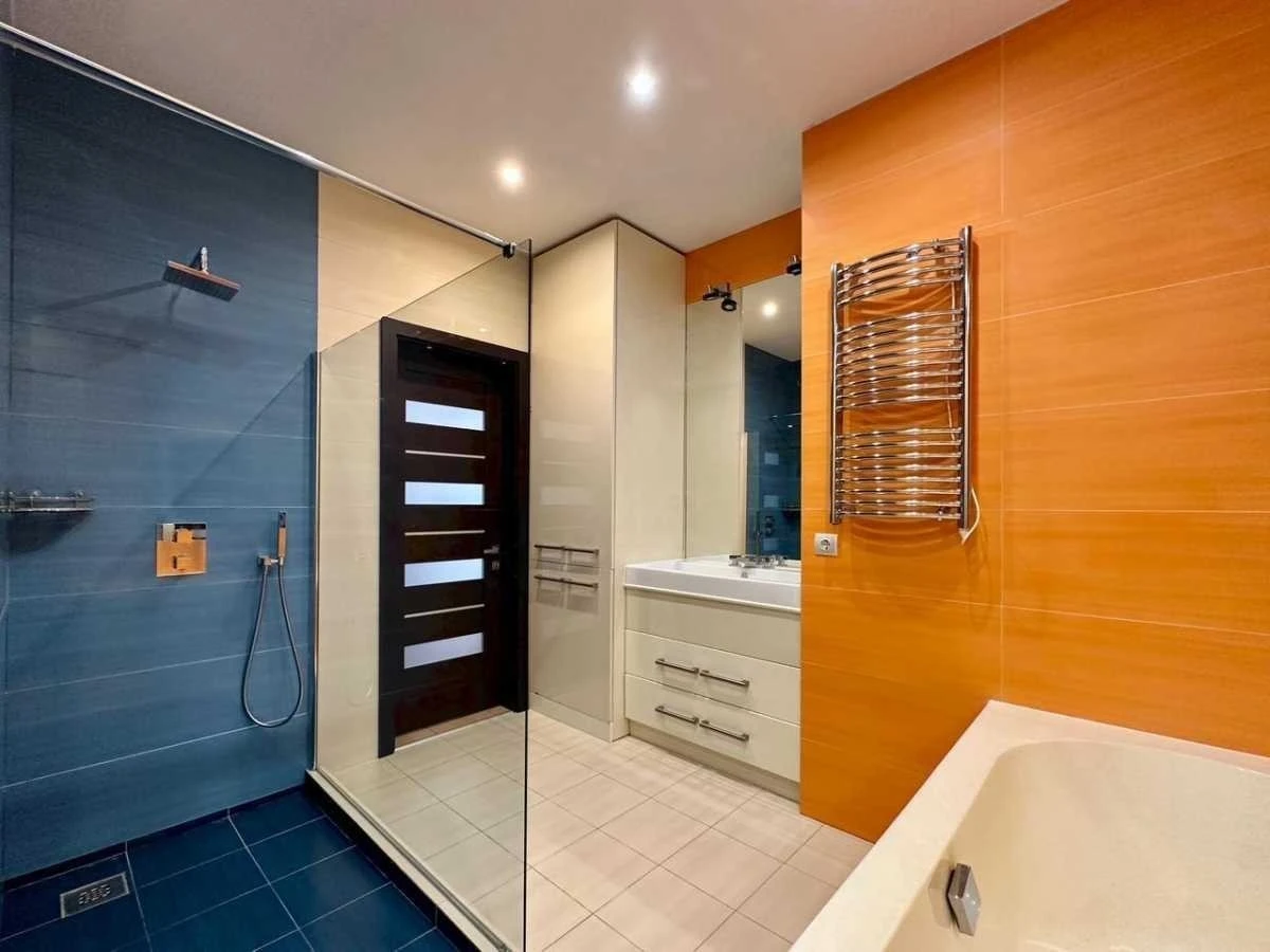 Sale of 3-room apartment 93.6 sq m, Princes Ostrzyńskich, 5/2