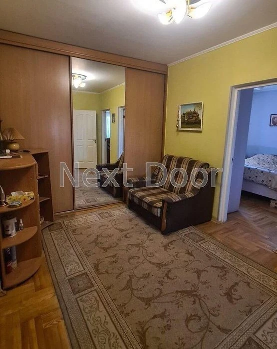 3-room apartment for sale 70 m² - L. Lukyanenka St. 33/35 metro station Mi