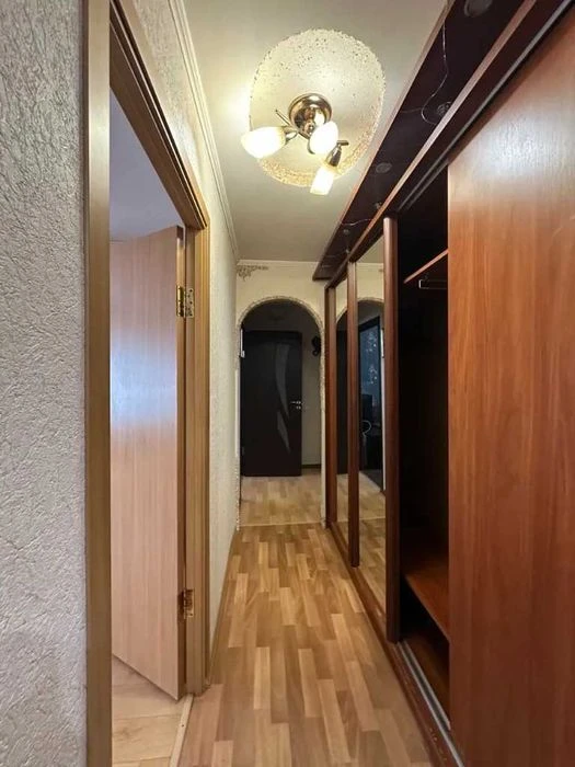 I will sell a spacious 3-room apartment Naberezhnaya Pobedy Aquapark Va
