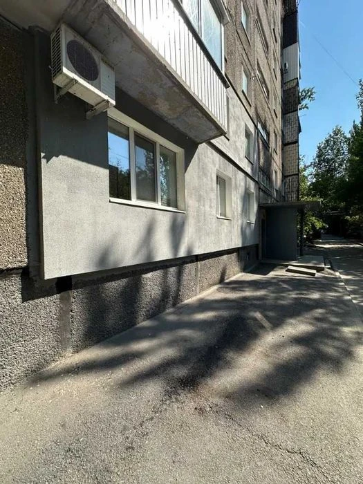 I will sell a spacious 3-room apartment Naberezhnaya Pobedy Aquapark Va