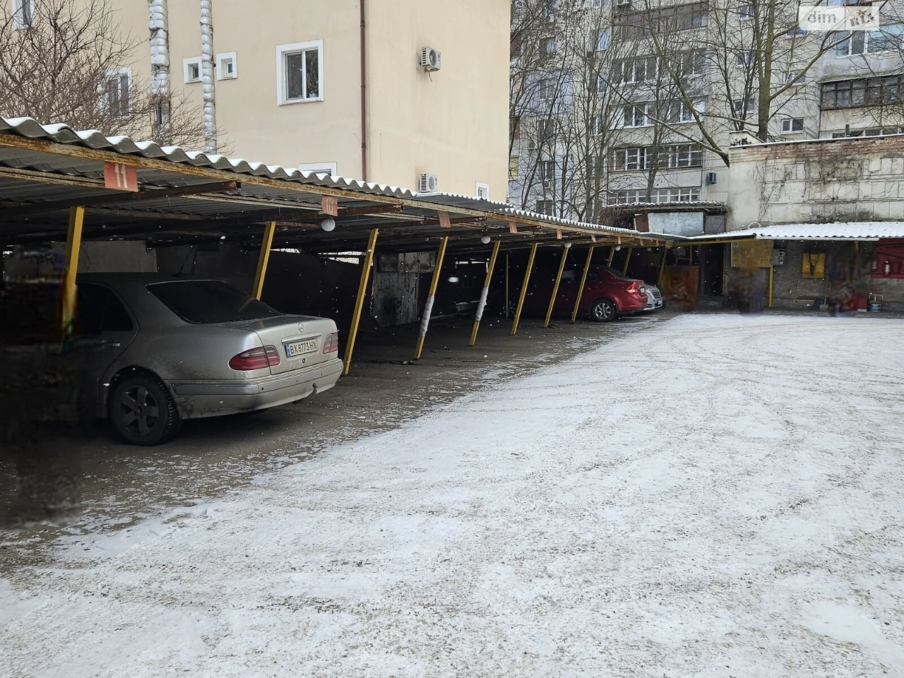 Продажа Место в гаражном кооперативе Аркадия