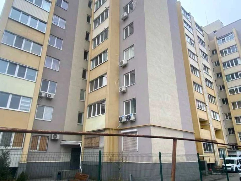 Квартира. Дніпро, Свободи просп.