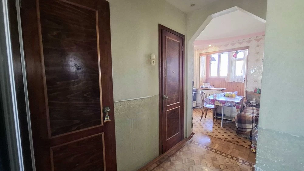 2 комнатная квартира на Королева, 358436