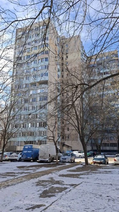 2 комнатная квартира на Королева, 358436