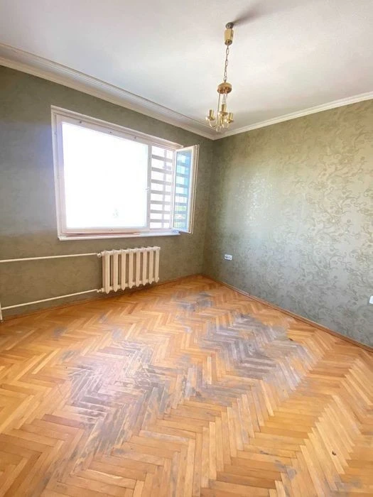 4-room apartment for sale, Pulyuya, Kadetskyi Gai, for renovation, NO COMMISSION!