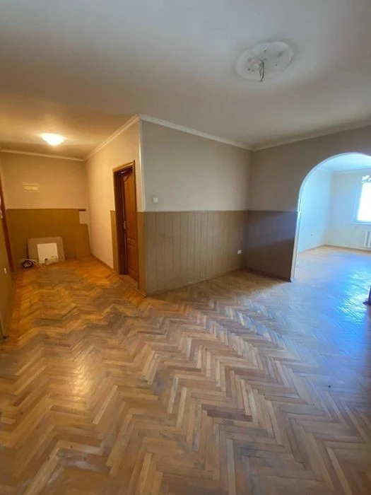 4-room apartment for sale, Pulyuya, Kadetskyi Gai, for renovation, NO COMMISSION!