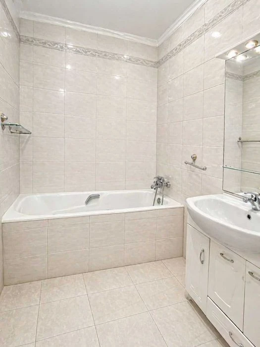 4-room apartment for sale, Pulyuya, Kadetskyi Gai, for renovation, NO COMMISSION!