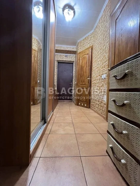 Apartment for sale, Bekeshkina Iryna St. (Karbysheva Generala) 8