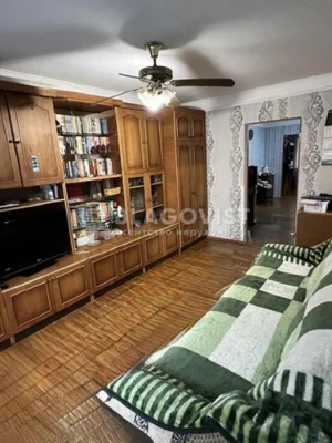 Apartment for sale, Bekeshkina Iryna St. (Karbysheva Generala) 8