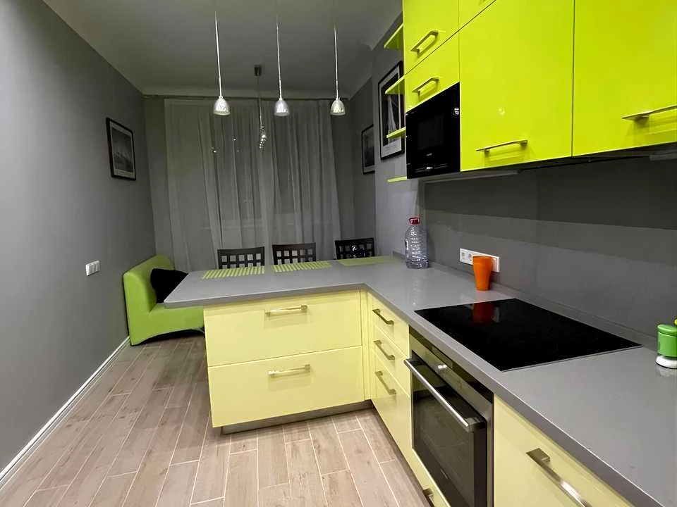 Apartment. Kharkiv, Otakara Yarosh Avenue.