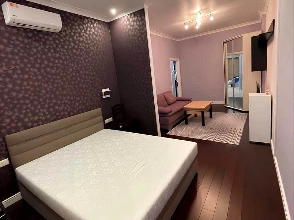 Apartment. Kharkiv, Otakara Yarosh Avenue.