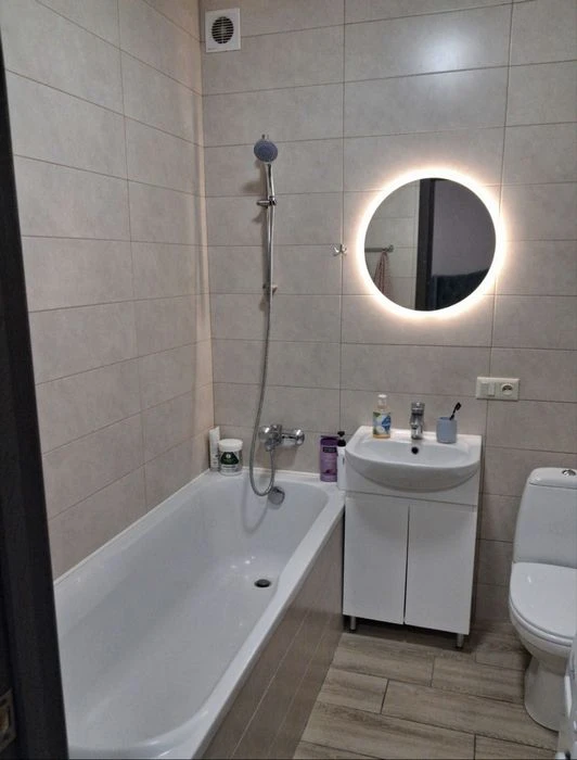 I am selling a stylish studio apartment with furniture and appliances in the residential complex "G"