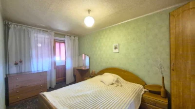 *SALE 2-room apartment in Oleksandrivskyi district, on D street