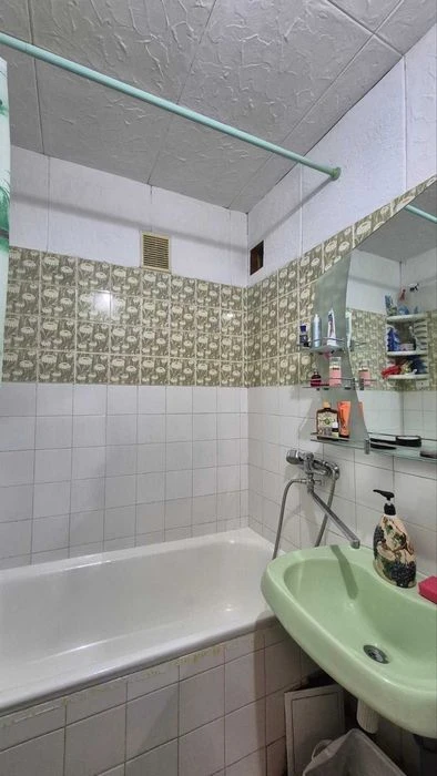 *SALE 2-room apartment in Oleksandrivskyi district, on D street