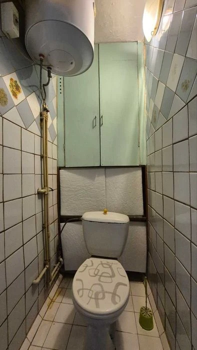 *SALE 2-room apartment in Oleksandrivskyi district, on D street