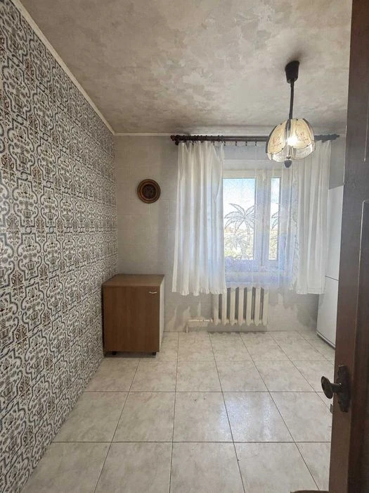 Продаж трикімнатної квартири, Браїлки, 11школа, єВідновлення
