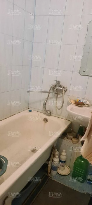 D1V Selling a 2-room apartment in Saltovka, Trakto Avenue