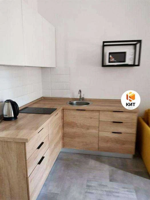 1 room 21.6 sq. m. Klochkovskaya metro station Central Market, Belobrovsky lane
