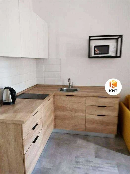 1 room 21.6 sq. m. Klochkovskaya metro station Central Market, Belobrovsky lane