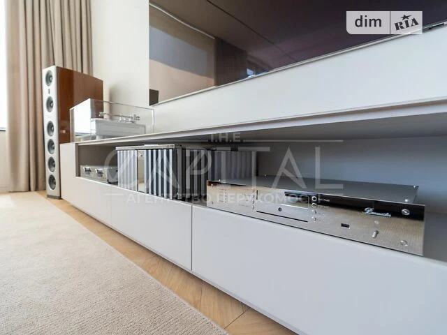 Sale of 4-room apartment 214 sq. m on Ivana Fedorova Street 2A • ID