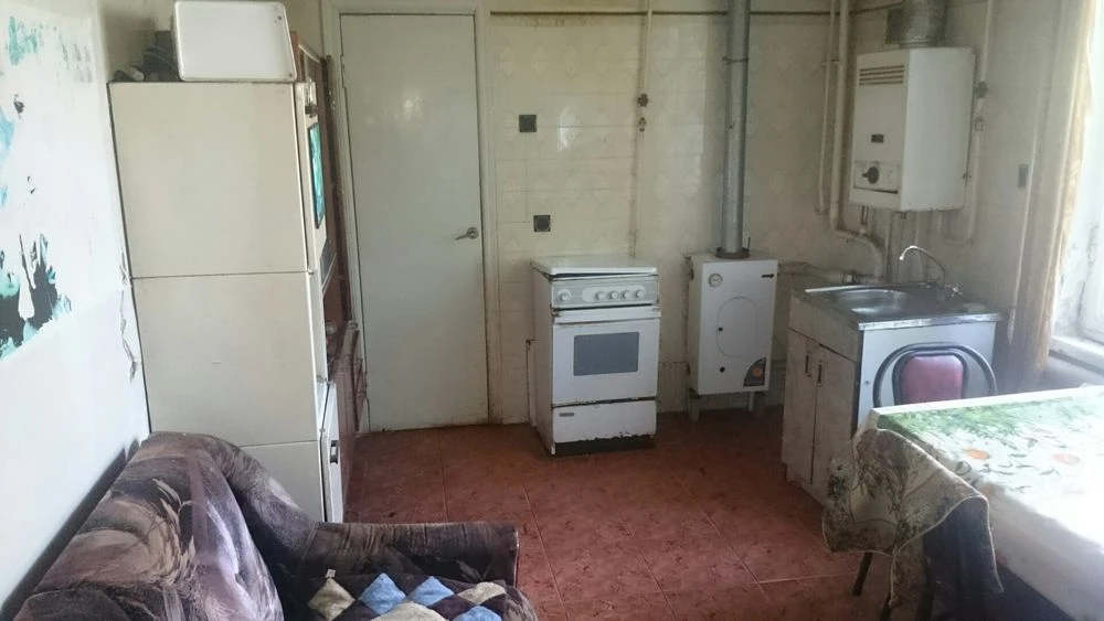 I will sell part of the house, Pishenyna St.