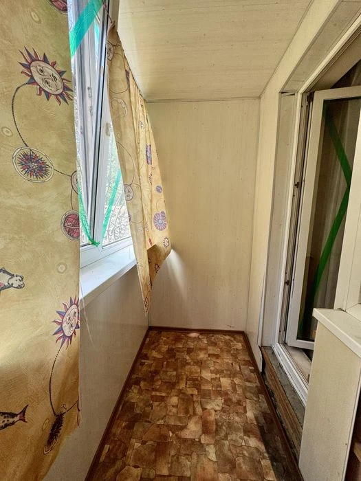 I will sell 3 to the apartment Alekseevka, Akhsarova 13