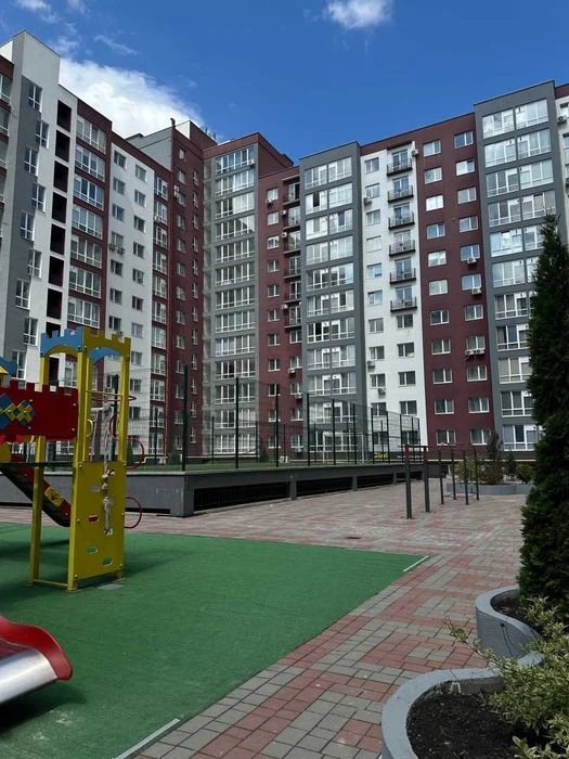 Продам квартиру в центрі Княгинин-Галицька 1кім Набережна по