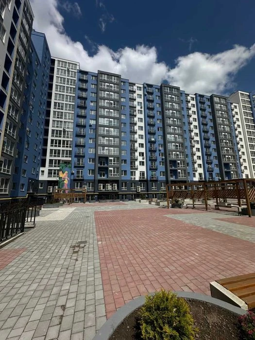 Продам квартиру в центрі Княгинин-Галицька 1кім Набережна по