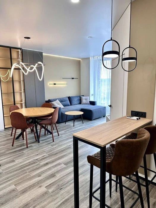Premium 2-room apartment with designer renovation in the residential complex "Marshal" (
