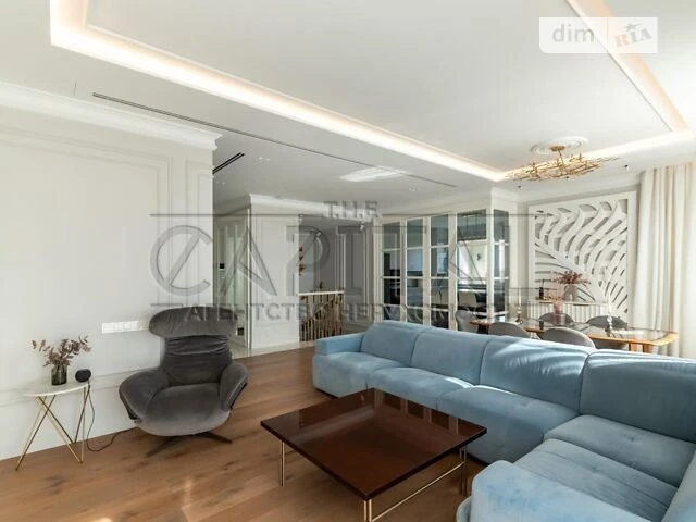 Urgent sale of a penthouse in the Autograph Park Lakes residential complex