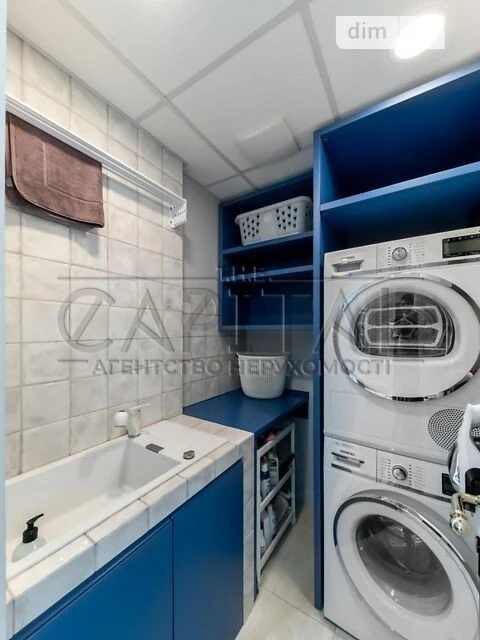 Urgent sale of a penthouse in the Autograph Park Lakes residential complex