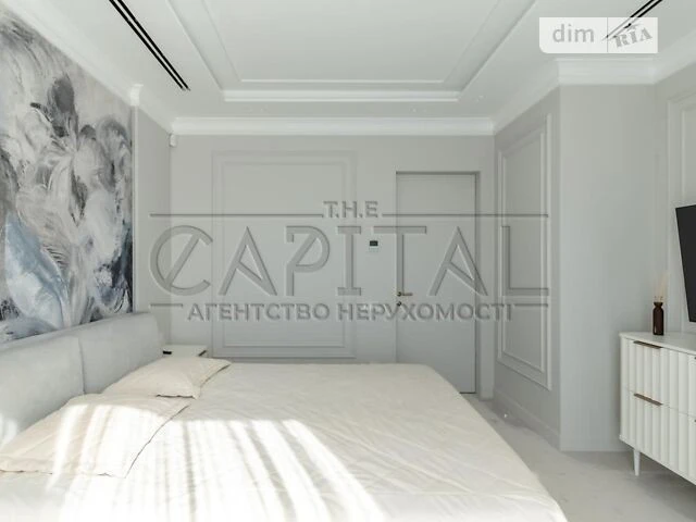 Urgent sale of a penthouse in the Autograph Park Lakes residential complex