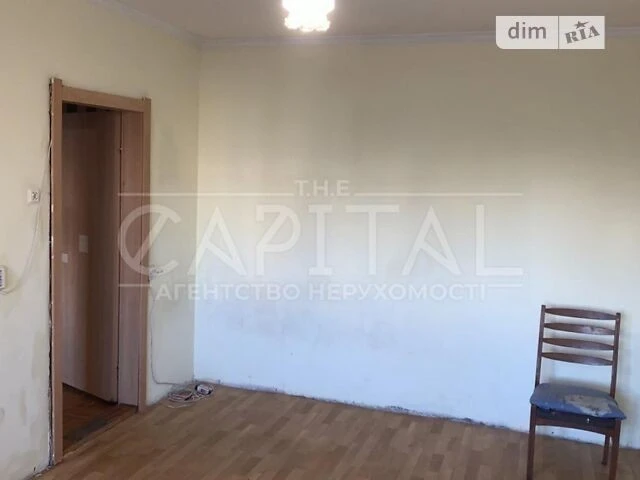 Sale of 2-room apartment 99 sq. m. on Petra Hryhorenka Ave. 18 •
