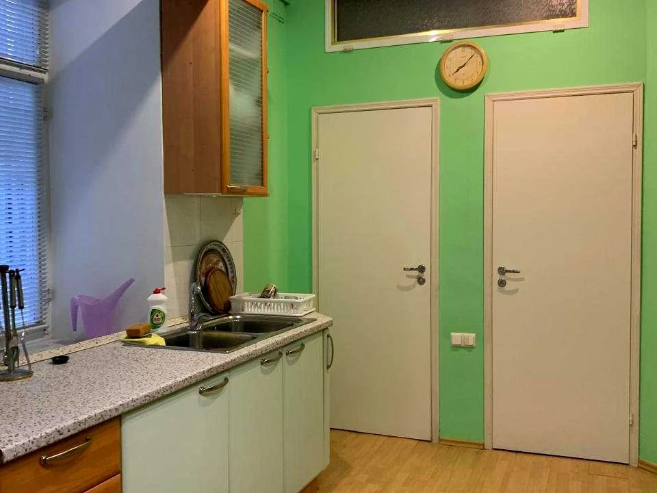 Apartment. Odesa, Teatralnyi prov. (Tchaikovsky)