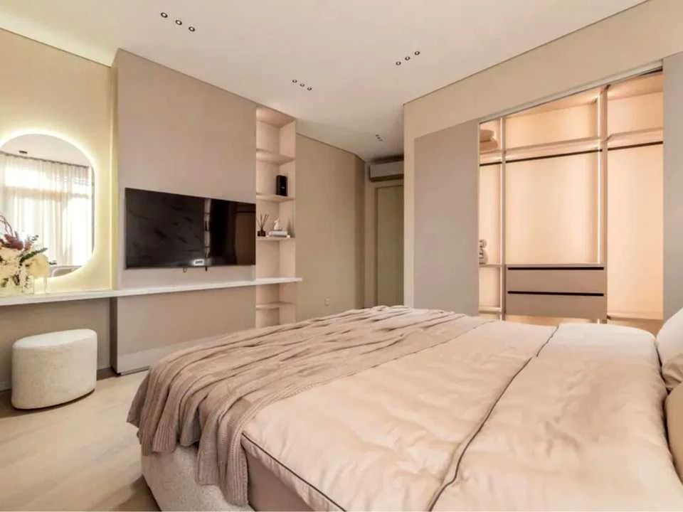 Apartment. Kyiv, Andriy Verkhoglyad St. (Mykhayla Dragomirova)