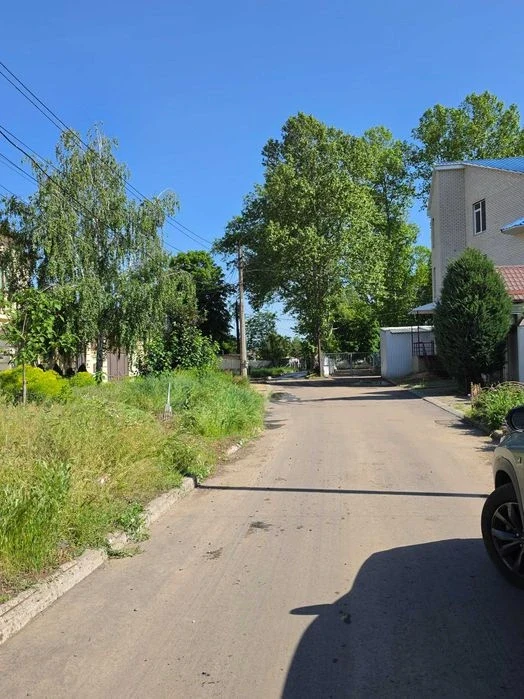 Продається земельна ділянка в центрі міста 6 соток,пр.Центра