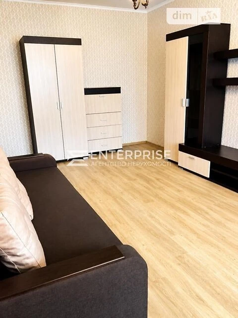 Sale of 2-room apartment 51 sq. m on Arkhitektora Verbytskoho St.