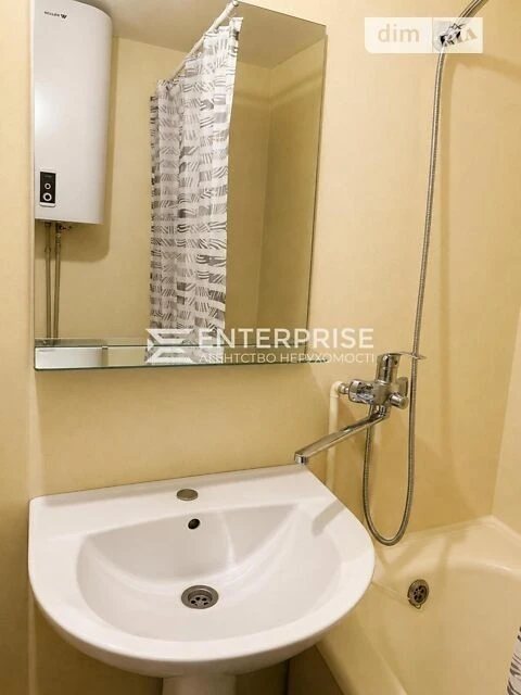 Sale of 2-room apartment 51 sq. m on Arkhitektora Verbytskoho St.