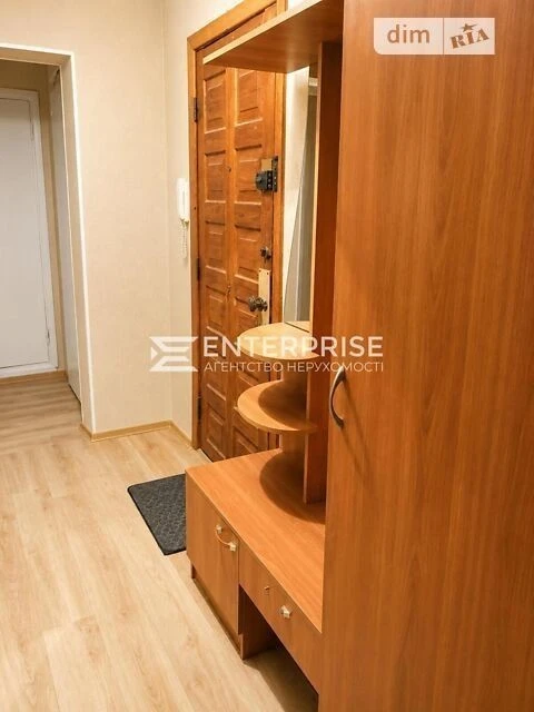 Sale of 2-room apartment 51 sq. m on Arkhitektora Verbytskoho St.