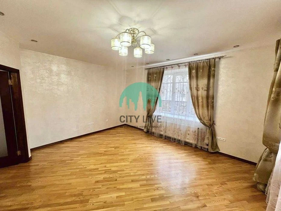 2-room apartment for sale in a closed residential complex, possible under state