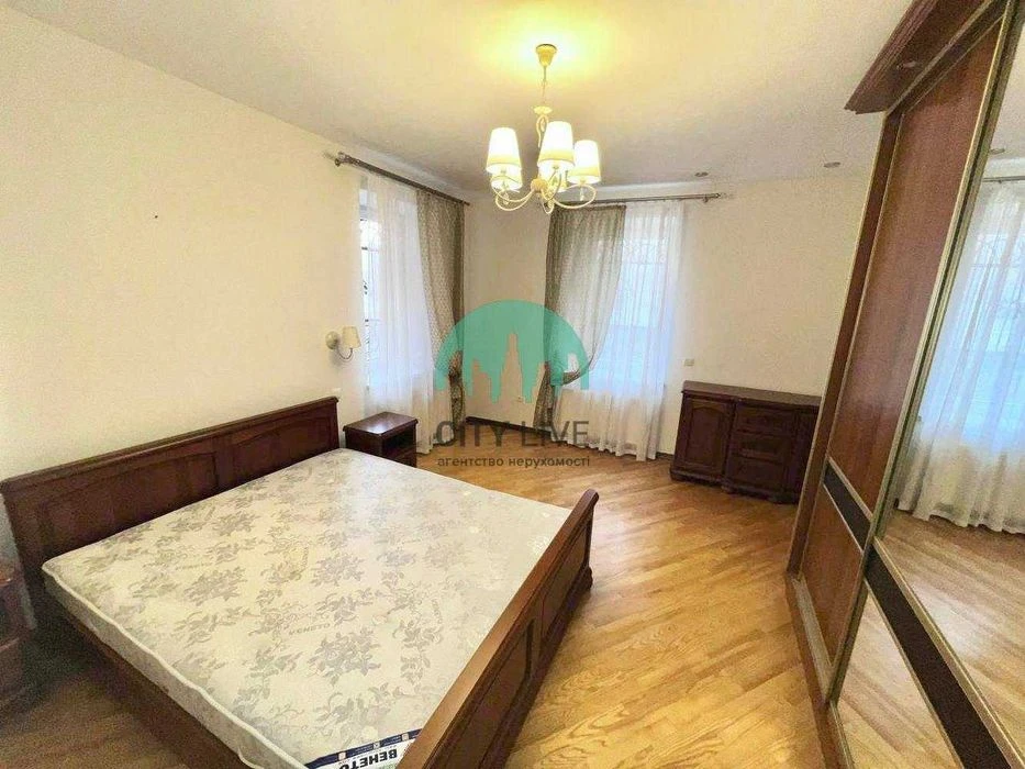 2-room apartment for sale in a closed residential complex, possible under state