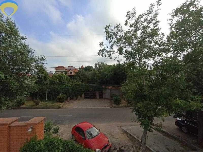 Необыкновенно красивый  дом вблизи моря на 10-й  Фонтана. Го
