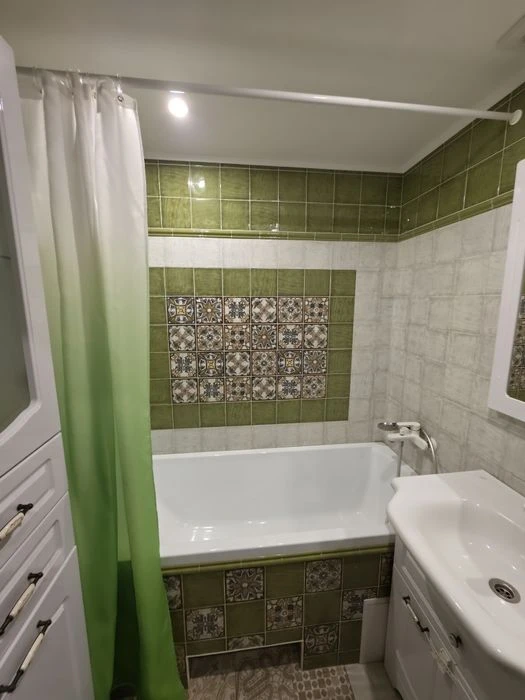 For sale 2-room apartment with renovation, Khortytskyi district