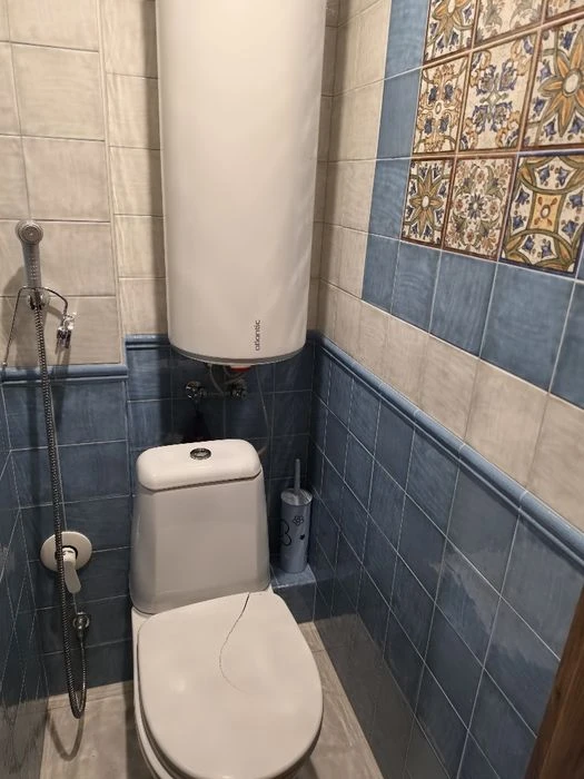 For sale 2-room apartment with renovation, Khortytskyi district