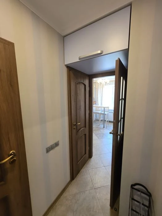 For sale 2-room apartment with renovation, Khortytskyi district