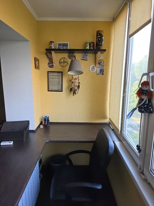 For sale 2-room apartment with renovation, Khortytskyi district