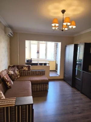 For sale 2-room apartment with renovation, Khortytskyi district