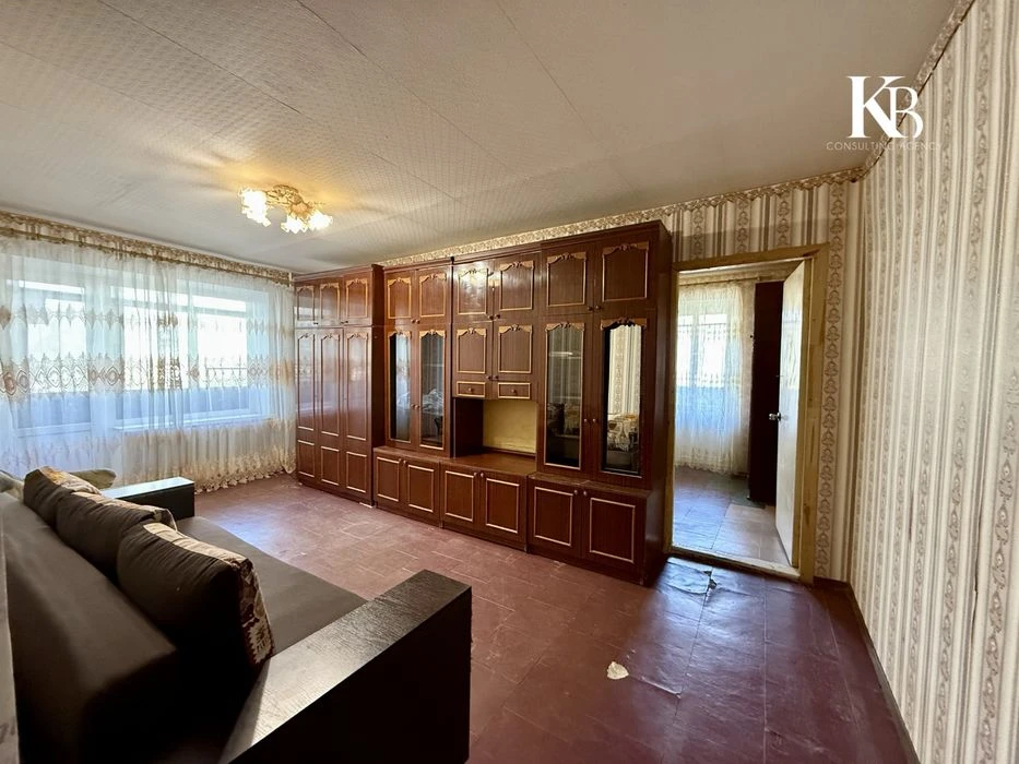 Продам 3 комнатную квартиру 12 Квартал, ул.Гладкова, Тера.