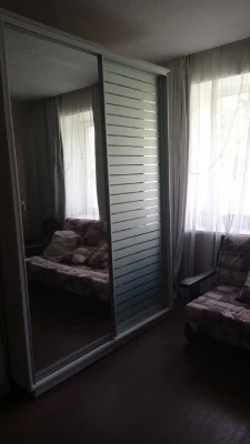 Продам 2-кв., до метро Тракторний завод(ХТЗ) 20-25 хв. пішки